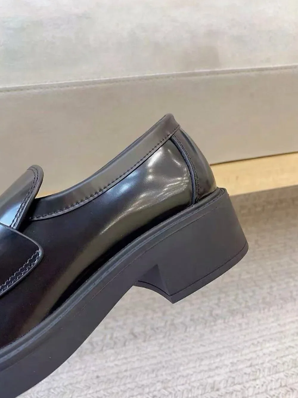 Gucci Horsebit Polished Leather Loafers